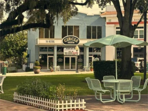 The Circle Walking Tour in Sebring, Florida